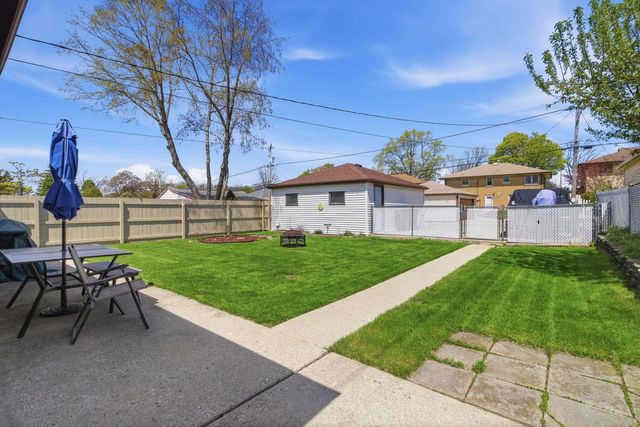 3350 Whittaker AVENUE, Cudahy, WI 53110