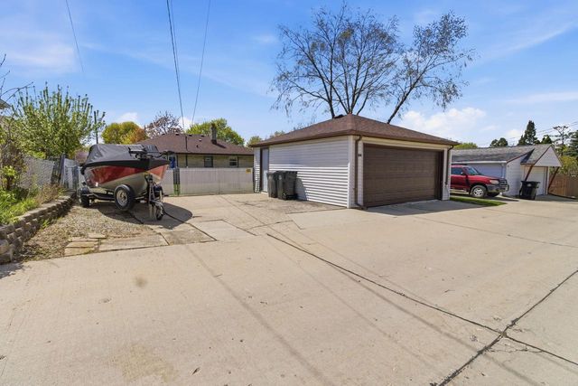 3350 Whittaker AVENUE, Cudahy, WI 53110