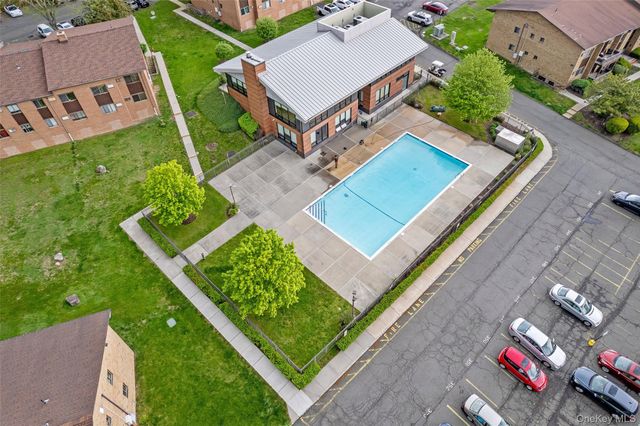 9 Charles Lane 2F, Pomona, NY 10970