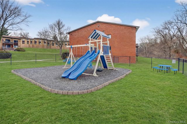 9 Charles Lane 2F, Pomona, NY 10970