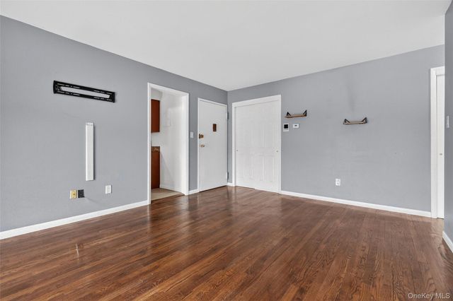 9 Charles Lane 2F, Pomona, NY 10970