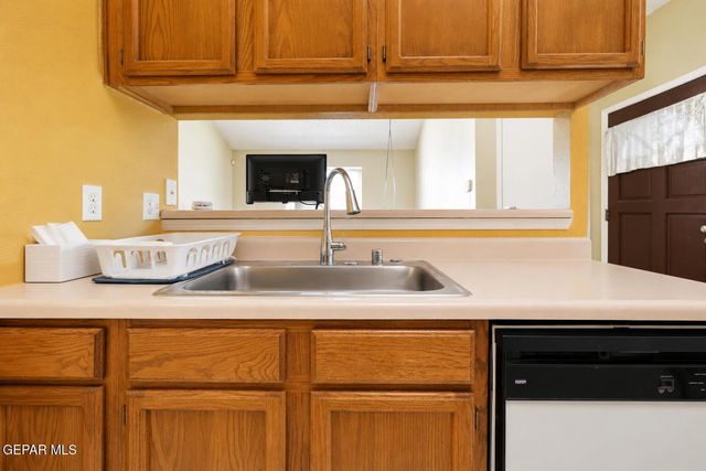 5787 SEAN HAGGERTY B, El Paso, TX 79924