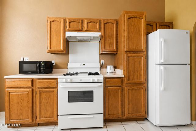 5787 SEAN HAGGERTY B, El Paso, TX 79924