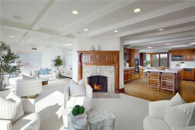 2800 Ocean Boulevard, Corona Del Mar, CA 92625