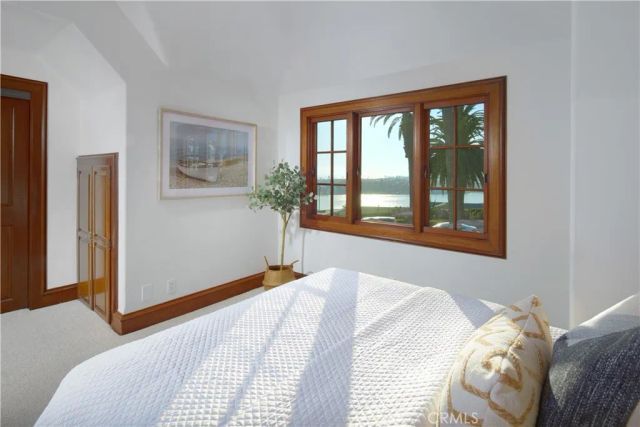 2800 Ocean Boulevard, Corona Del Mar, CA 92625