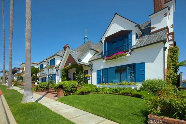 2800 Ocean Boulevard, Corona Del Mar, CA 92625