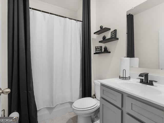 368 Noblewood Drive, Mcdonough, GA 30252