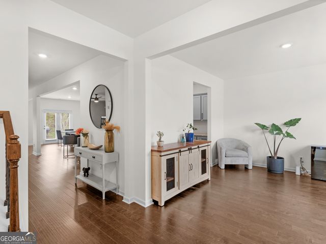 368 Noblewood Drive, Mcdonough, GA 30252