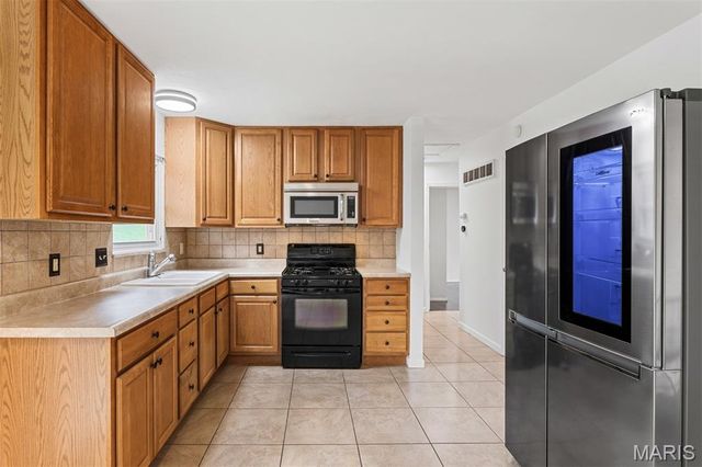 537 Blackberry Path, Arnold, MO 63010