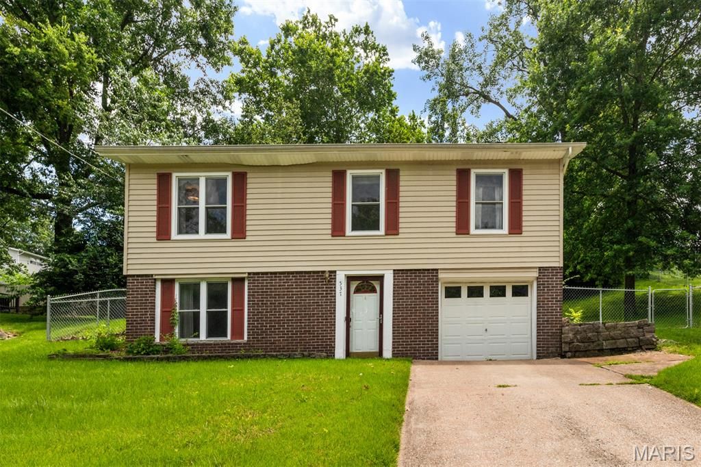 537 Blackberry Path, Arnold, MO 63010