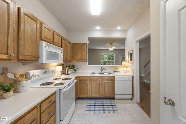 352 E Willhaven Drive, Fuquay Varina, NC 27526