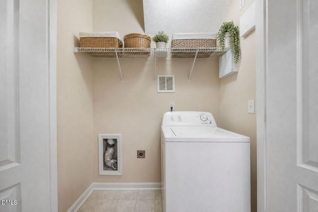 352 E Willhaven Drive, Fuquay Varina, NC 27526