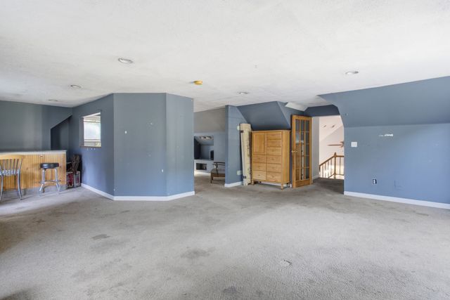 229 Dean St, Norton, MA 02766