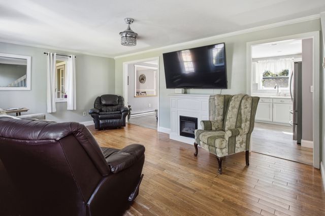 229 Dean St, Norton, MA 02766