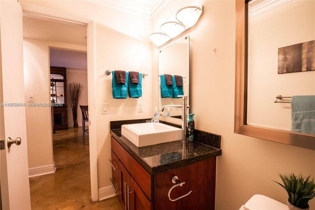 1700 SE 15th St 114, Fort Lauderdale, FL 33316