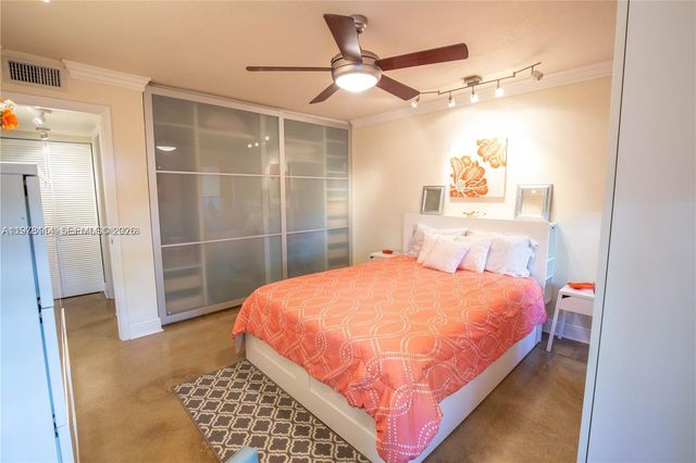 1700 SE 15th St 114, Fort Lauderdale, FL 33316