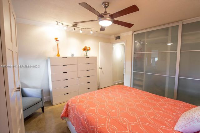 1700 SE 15th St 114, Fort Lauderdale, FL 33316