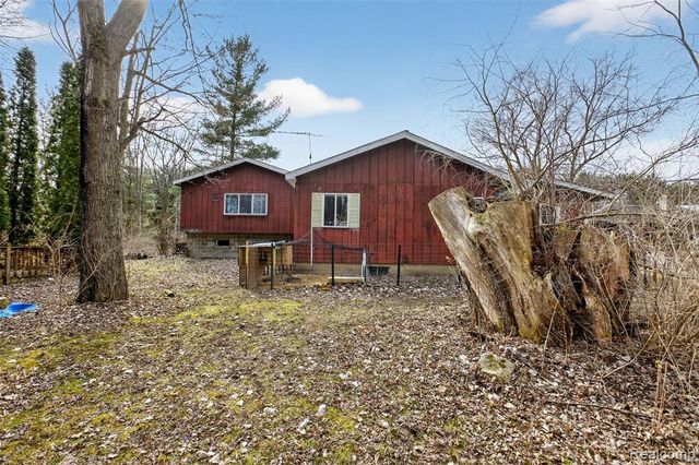 7651 Caine Road, Millington, MI 48746