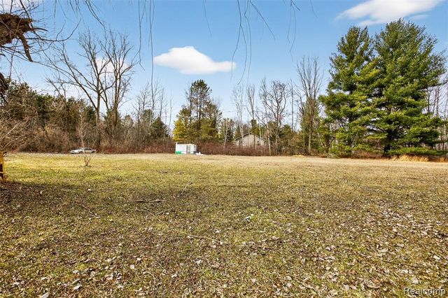 7651 Caine Road, Millington, MI 48746