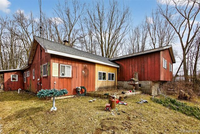 7651 Caine Road, Millington, MI 48746