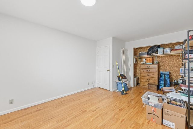 6 N Ridge Way Rd, Rose Hill, KS 67133