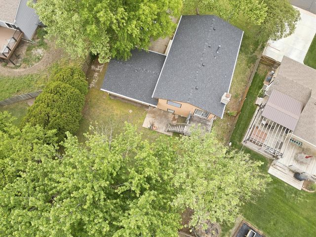 6 N Ridge Way Rd, Rose Hill, KS 67133