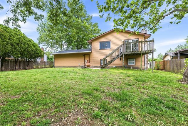 6 N Ridge Way Rd, Rose Hill, KS 67133