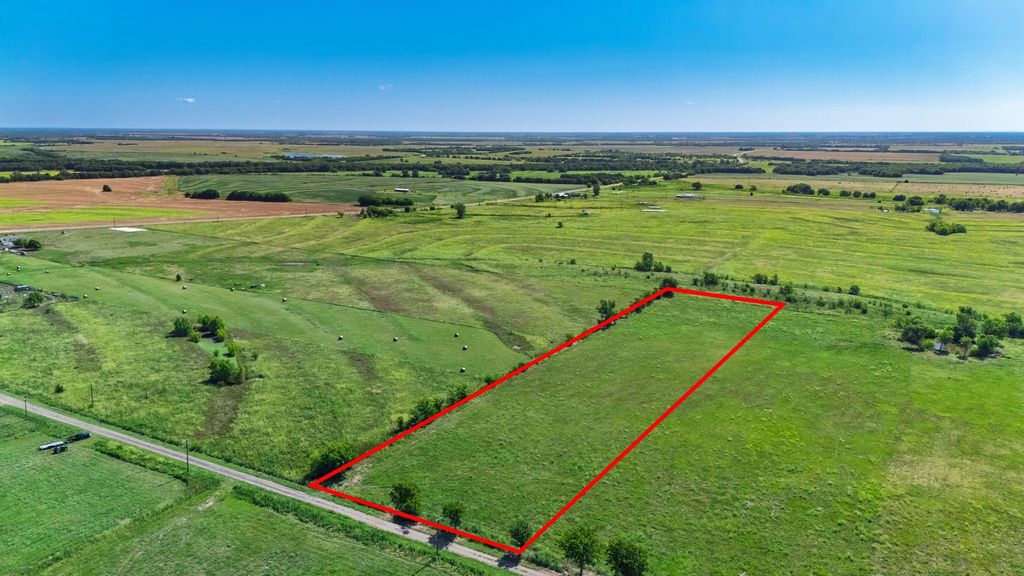 2618 County Road 2200, Pecan Gap, TX 75469