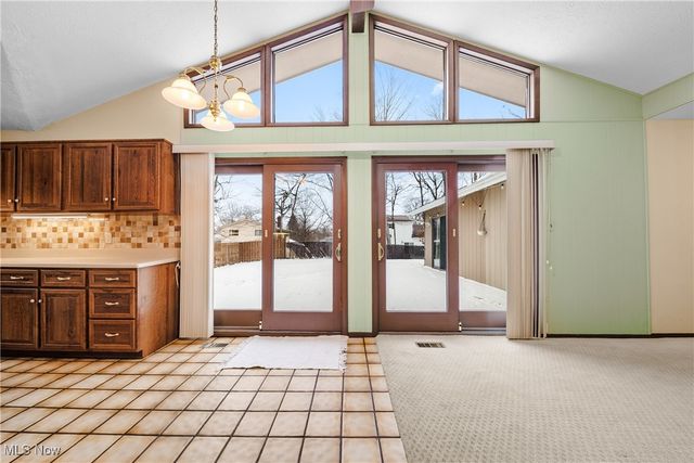 7683 Princeton Place, Middleburg Heights, OH 44130