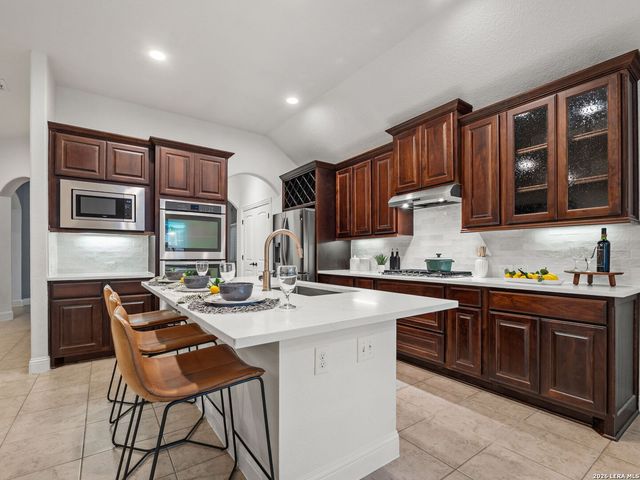 13005 Grove Ledge, San Antonio, TX 78253