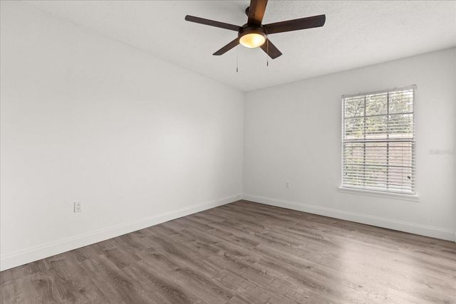 494 W PAR STREET, Orlando, FL 32804