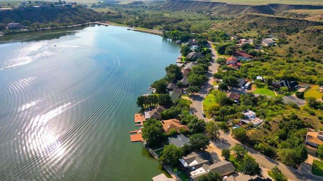 98 S Lakeshore Drive, Ransom Canyon, TX 79366