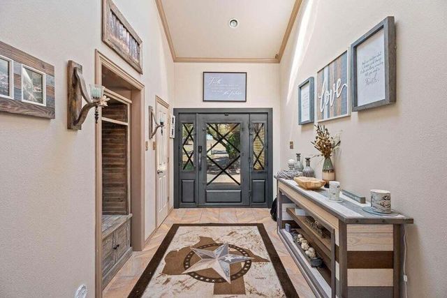 98 S Lakeshore Drive, Ransom Canyon, TX 79366