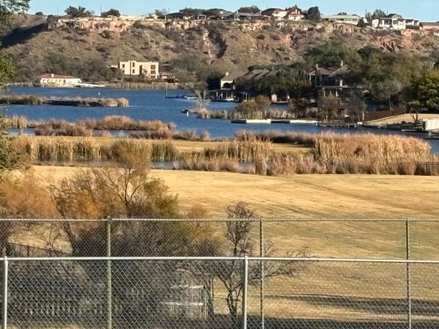 98 S Lakeshore Drive, Ransom Canyon, TX 79366