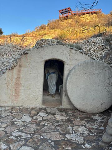 98 S Lakeshore Drive, Ransom Canyon, TX 79366