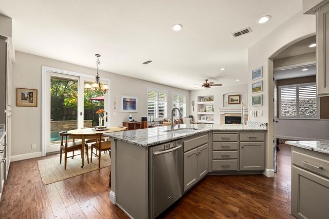 4008 Avellano Dr, El Dorado Hills, CA 95762