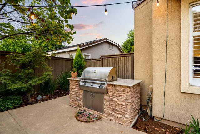 4008 Avellano Dr, El Dorado Hills, CA 95762