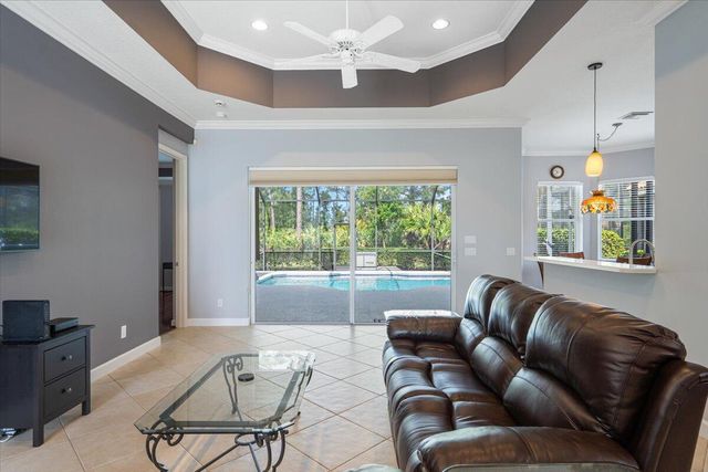 9148 Pumpkin Ridge, Port St Lucie, FL 34986