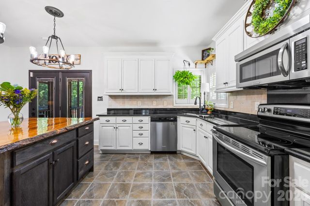 244 Mark Ryan Lane, Dallas, NC 28034