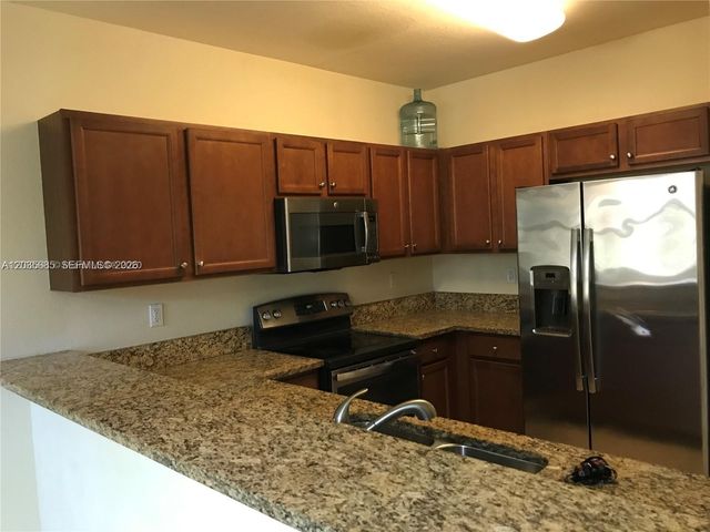 8900 NW 97th Avenue 212, Doral, FL 33178