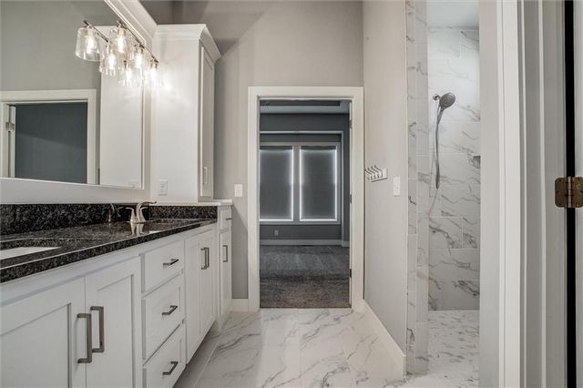 613 SW Brummel Road, Lee's Summit, MO 64081