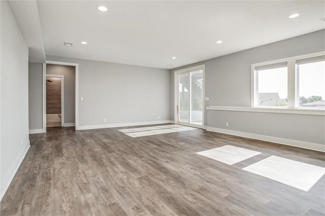 613 SW Brummel Road, Lee's Summit, MO 64081