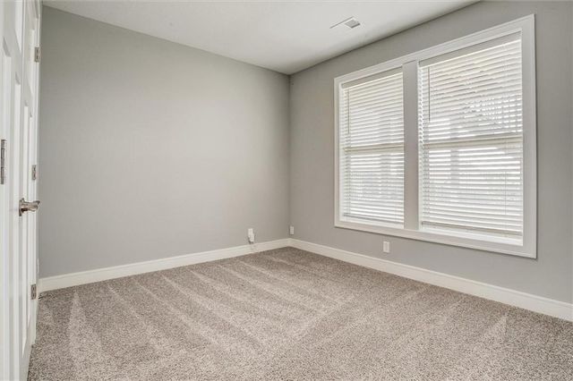 613 SW Brummel Road, Lee's Summit, MO 64081