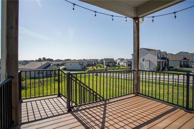 613 SW Brummel Road, Lee's Summit, MO 64081