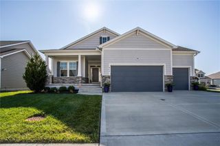 613 SW Brummel Road, Lee's Summit, MO 64081
