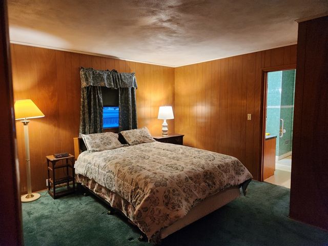 9225 N 2nd Street, Machesney Park, IL 61115