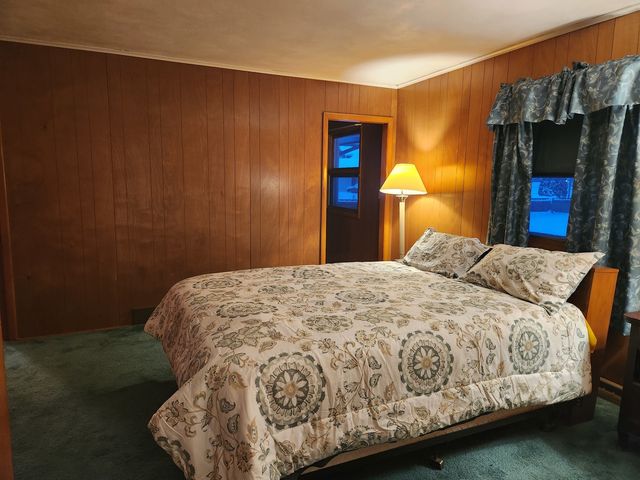 9225 N 2nd Street, Machesney Park, IL 61115