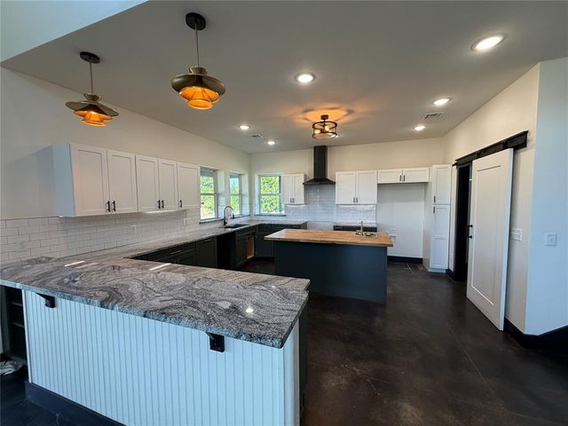 11921 SW 104th Street, Mustang, OK 73064