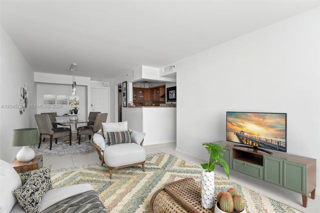 1775 Washington Ave 14F, Miami Beach, FL 33139
