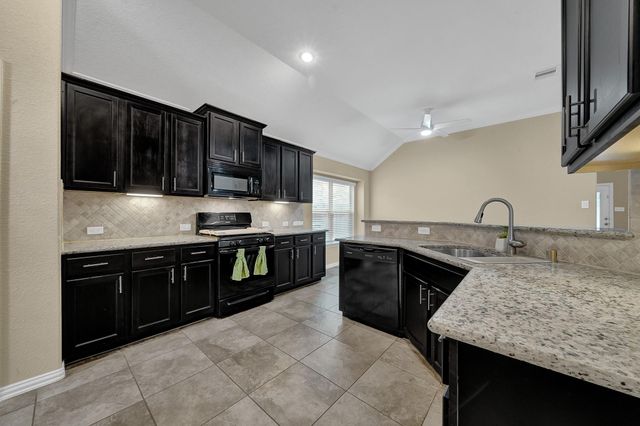 4234 Bearberry Avenue, Baytown, TX 77521